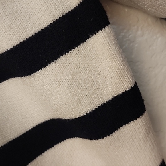 KIRUNDO Striped Knit Turtle Neck Sweater with Metal Shoulder Buttons - Picture 10 of 16